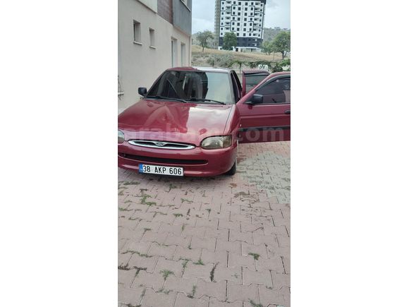 Sahibinden Ford Escort 1.6 CLX 1996 Model