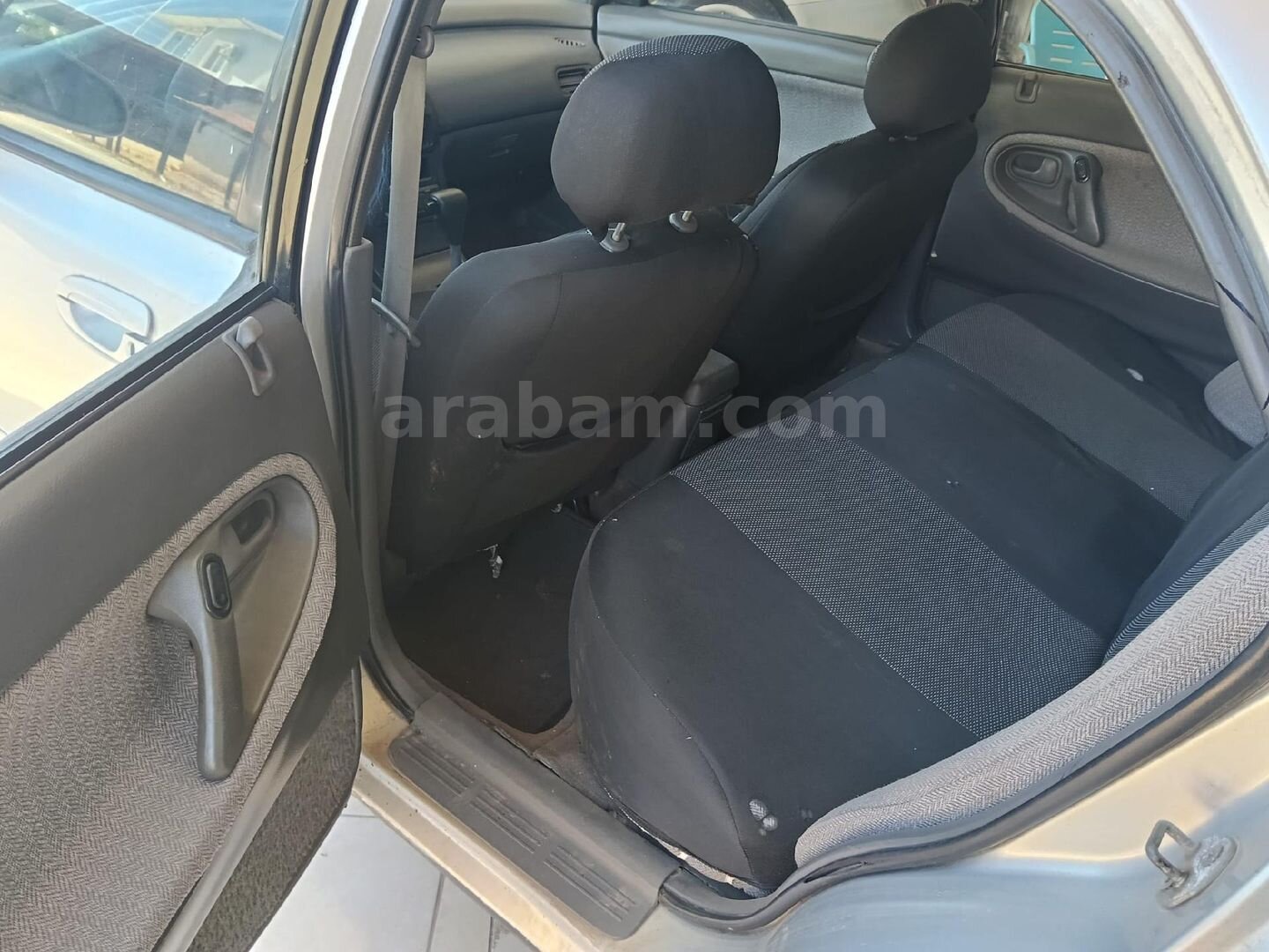 Galeriden Mazda 626 2.0 1993 Model Antalya 300.000 km Gri (Gümüş) 6