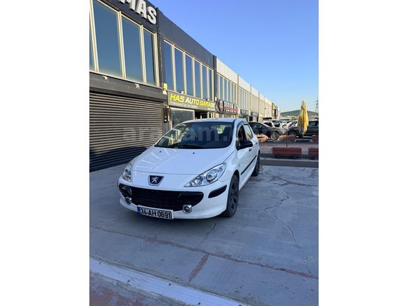 Sahibinden Peugeot 307 1.6 HDi Comfort 2006 Model  372.000 km Beyaz
