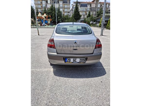 Sahibinden Renault Megane 1.5 dCi Dynamique 2005 Model
