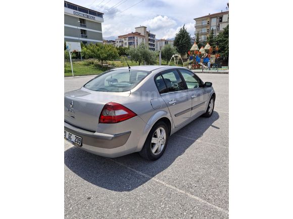 Sahibinden Renault Megane 1.5 dCi Dynamique 2005 Model