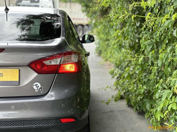 115 LİK DÜŞÜK KİLOMETRE FORD FOCUS FULL PAKET