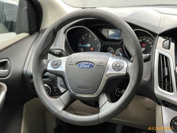 115 LİK DÜŞÜK KİLOMETRE FORD FOCUS FULL PAKET