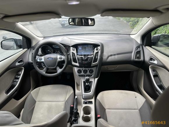 115 LİK DÜŞÜK KİLOMETRE FORD FOCUS FULL PAKET