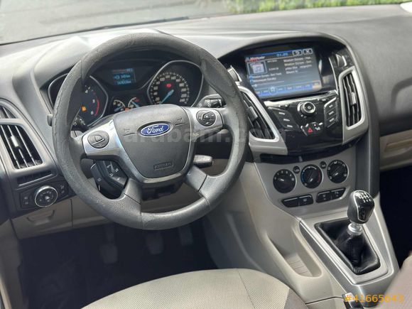 115 LİK DÜŞÜK KİLOMETRE FORD FOCUS FULL PAKET