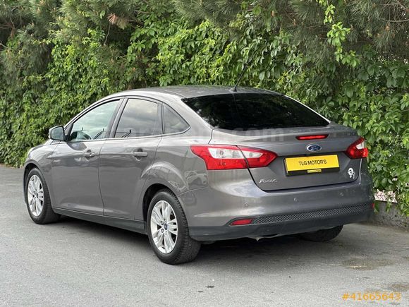 115 LİK DÜŞÜK KİLOMETRE FORD FOCUS FULL PAKET