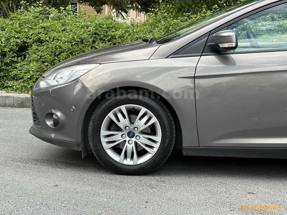 115 LİK DÜŞÜK KİLOMETRE FORD FOCUS FULL PAKET