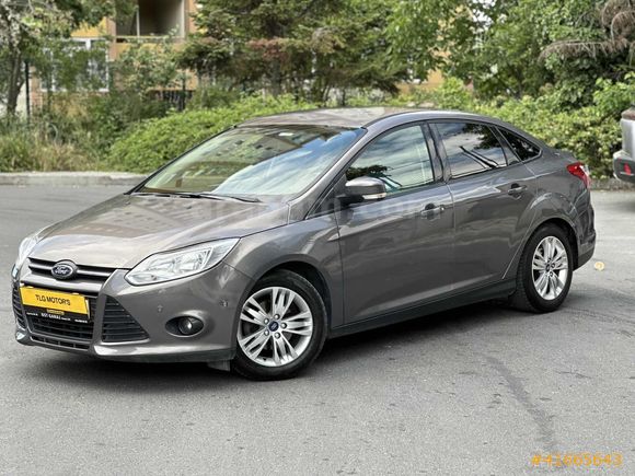 115 LİK DÜŞÜK KİLOMETRE FORD FOCUS FULL PAKET