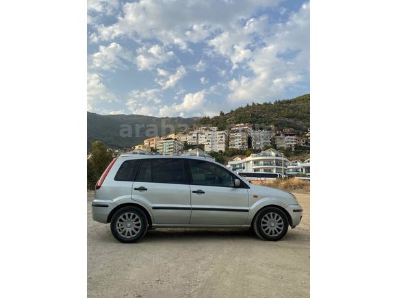 Sahibinden Ford Fusion 1.4 TDCi Trend 2004 Model 