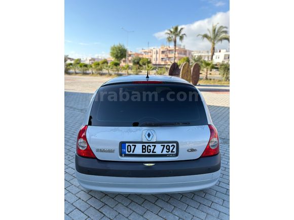 Sahibinden Renault Clio 1.2 Authentique 2004 Model