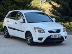 2011 MODEL KİA RİO KLİMA ABS BAKIMLI