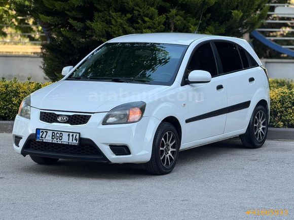 2011 MODEL KİA RİO KLİMA ABS BAKIMLI