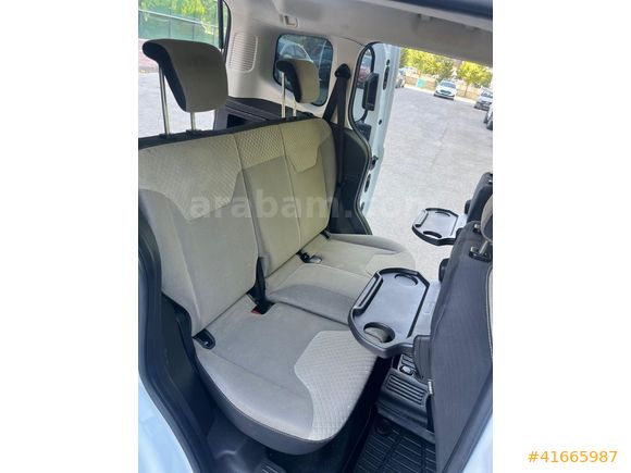 2015 model titanium plus