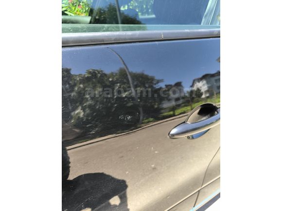 10 yıllık sahibinden Renault Clio 0.9 TCe Icon 2012 Model  162.000 km Siyah