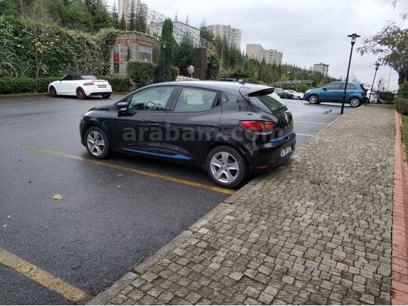 10 yıllık sahibinden Renault Clio 0.9 TCe Icon 2012 Model  162.000 km Siyah