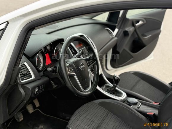 2014 MODEL ASTRA SPORT