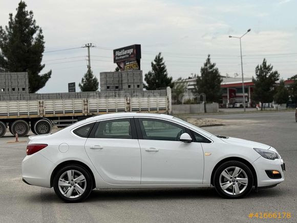 2014 MODEL ASTRA SPORT