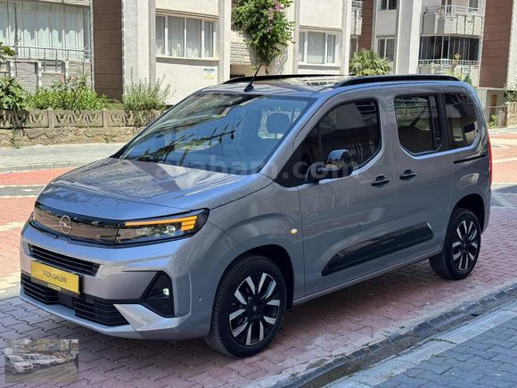 2025 OPEL COMBO ULTİMATE CAM TAVAN 19.000KM BOYASIZ KOMPLE PFF