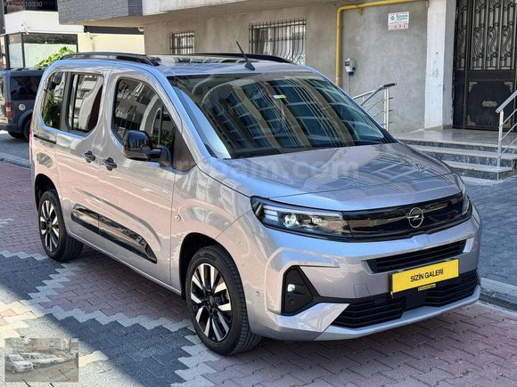 2025 OPEL COMBO ULTİMATE CAM TAVAN 19.000KM BOYASIZ KOMPLE PFF