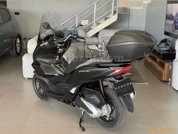 GÜNGÖR'DEN|2022|4BİN KM|ELCİK ISITMA|ÇANTA|ÖN TUR CAMI PCX