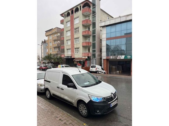 Sahibinden Renault Express 1.5 BlueDCI Joy 2021 Model 