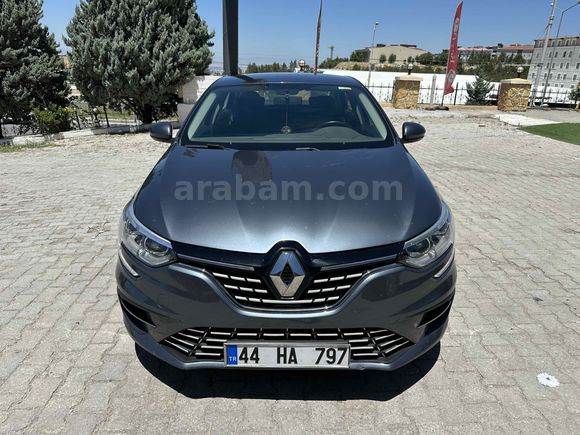Sahibinden Renault Megane 1.3 TCe Joy 2021 Model 