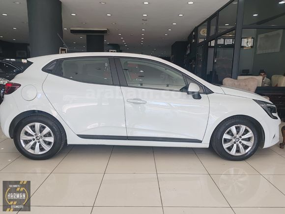 HATASIZ BOYASIZ 2022 RENAULT CLİO 1.0 SCE TESLA EKRA *89 BİN KM*
