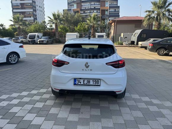 Galeriden Renault Clio 1.0 TCe Joy 2021 Model Adana