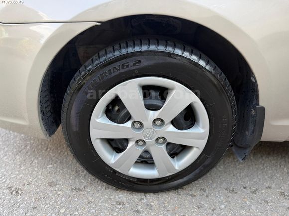 2011 HYUNDAİ ERA KM 103 BİN ABS ESP VARDIR