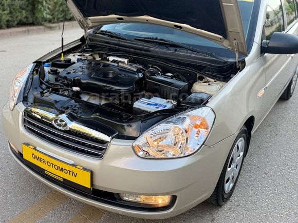2011 HYUNDAİ ERA KM 103 BİN ABS ESP VARDIR