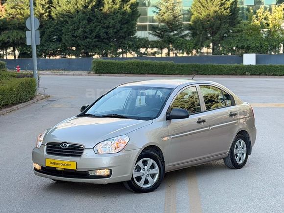 2011 HYUNDAİ ERA KM 103 BİN ABS ESP VARDIR