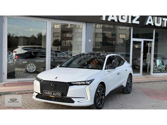 YAĞIZ AUTODAN 2023 Ds4 1.5 dizel 75 bin km