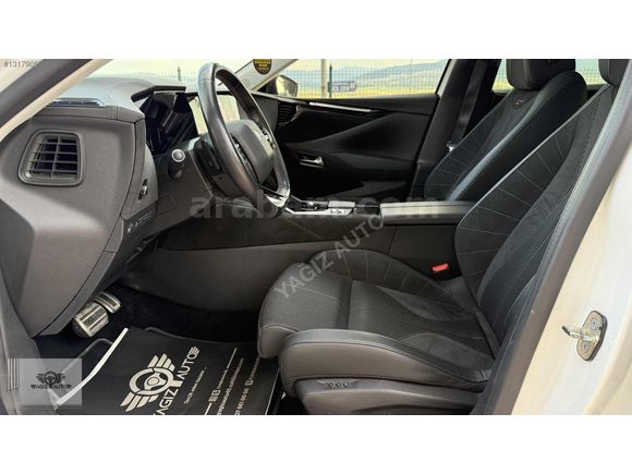YAĞIZ AUTODAN 2023 Ds4 1.5 dizel 75 bin km