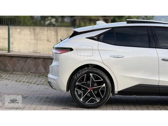 YAĞIZ AUTODAN 2023 Ds4 1.5 dizel 75 bin km