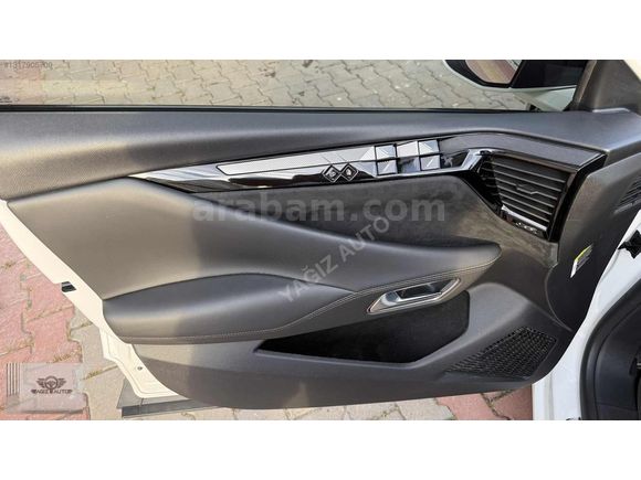 YAĞIZ AUTODAN 2023 Ds4 1.5 dizel 75 bin km