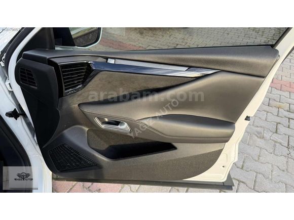 YAĞIZ AUTODAN 2023 Ds4 1.5 dizel 75 bin km