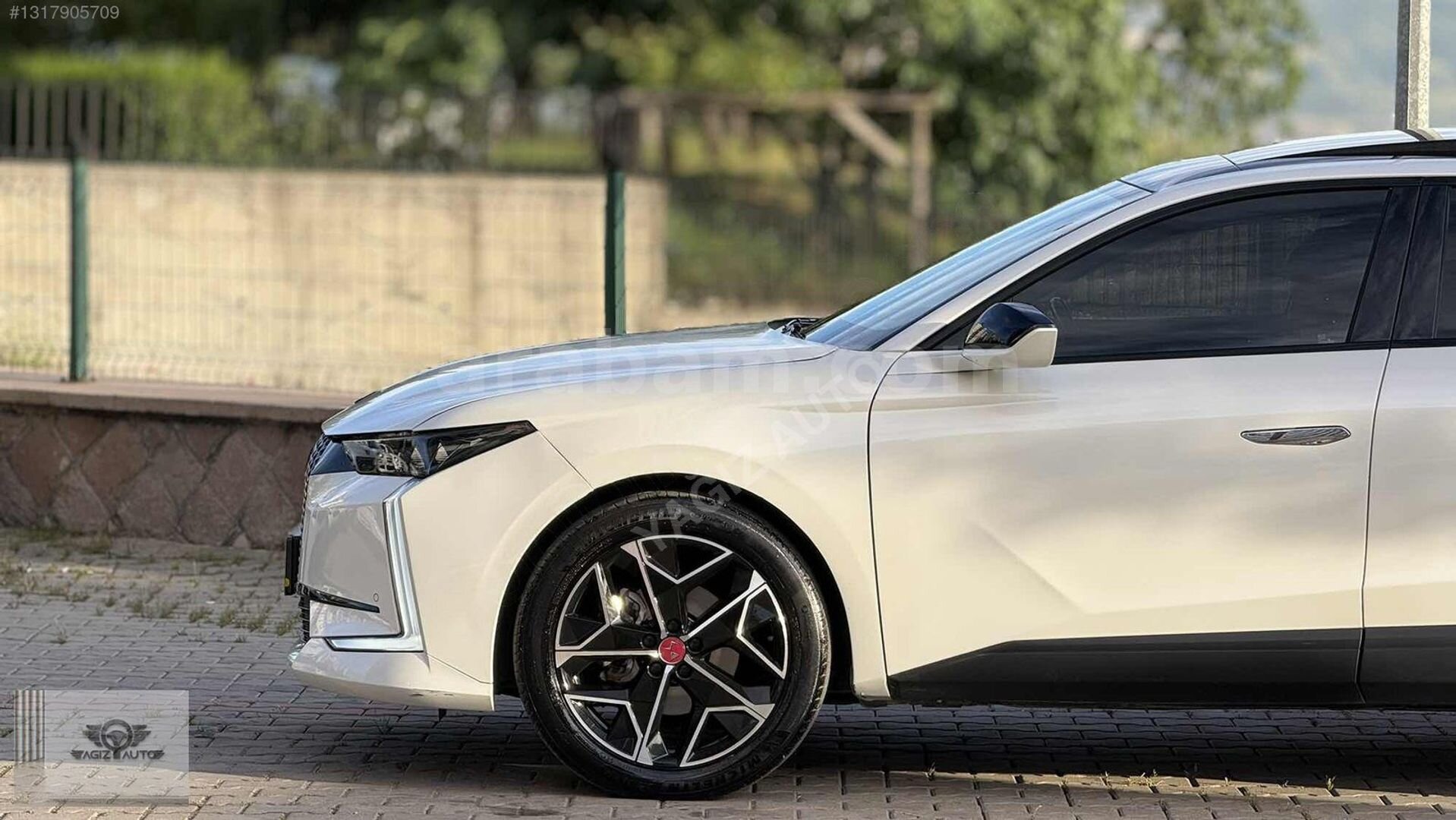 YAĞIZ AUTODAN 2023 Ds4 1.5 dizel 75 bin km 6