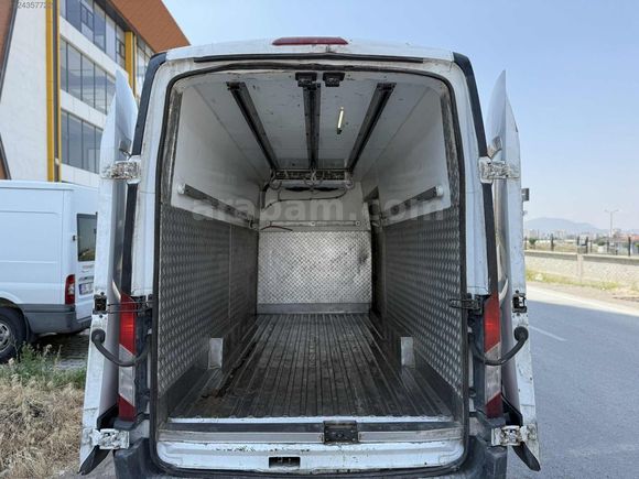ŞEKERCİ AUTO 2018 FORD TRANSİT 35OE 15 M³ ET KANCALI FRİGO FRİG