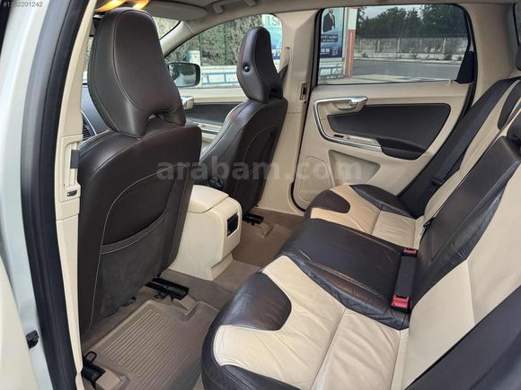 2012 VOLVO XC60 2.0 D4 R-DESİGN 220.000 KM