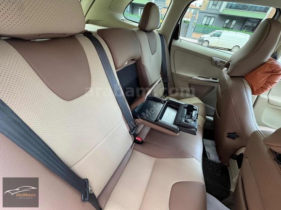 VitalMotors'dan 2012 VOLVO XC60 2.0 D3 PREMIUM