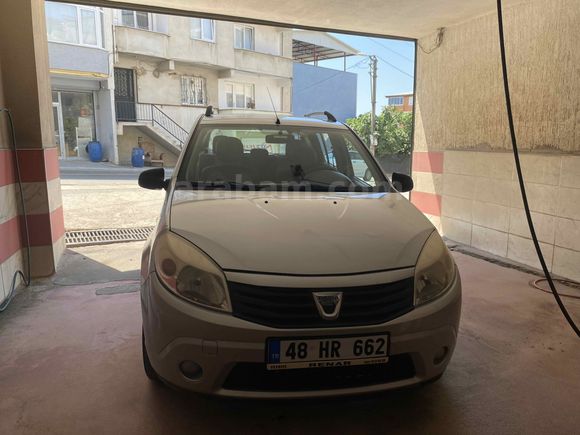 Sahibinden Dacia Sandero 1.2 Ambiance 2012 Model 