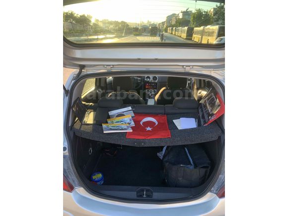 Sahibinden Opel Corsa 1.4 Twinport Active 2013 Model 