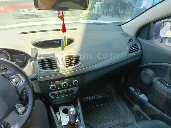 Sahibinden Renault Fluence 1.5 dCi Touch Plus 2014 Model 