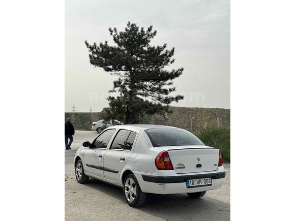 Sahibinden Renault Clio 1.4 Authentique 2004 Model 