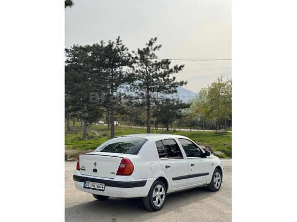 Sahibinden Renault Clio 1.4 Authentique 2004 Model 