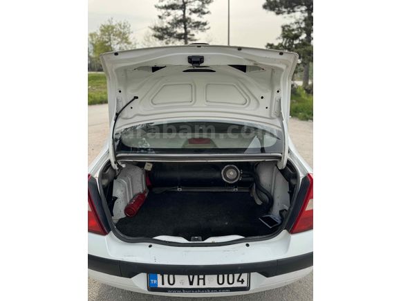 Sahibinden Renault Clio 1.4 Authentique 2004 Model 