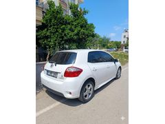 Sahibinden Toyota Auris 1.4 D-4D Comfort Extra 2012 Model