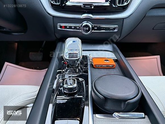 İSAS-2025 VOLVO XC60 PLUS DARK-BOYASIZ-HARMAN-KEYLES-4KLTK ISITM