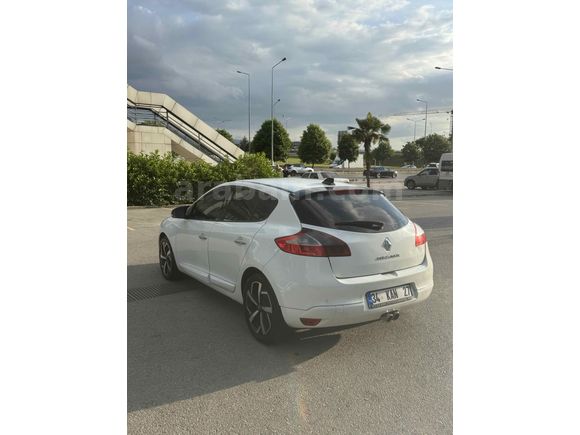 Sahibinden Renault Megane 1.5 dCi Privilege 2010 Model 
