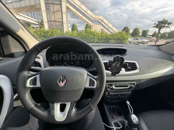Sahibinden Renault Megane 1.5 dCi Privilege 2010 Model 